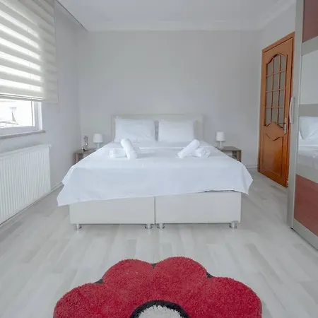 Apartment 3 Bedroom Large And Comfortable Family House In Sisli Istanbul